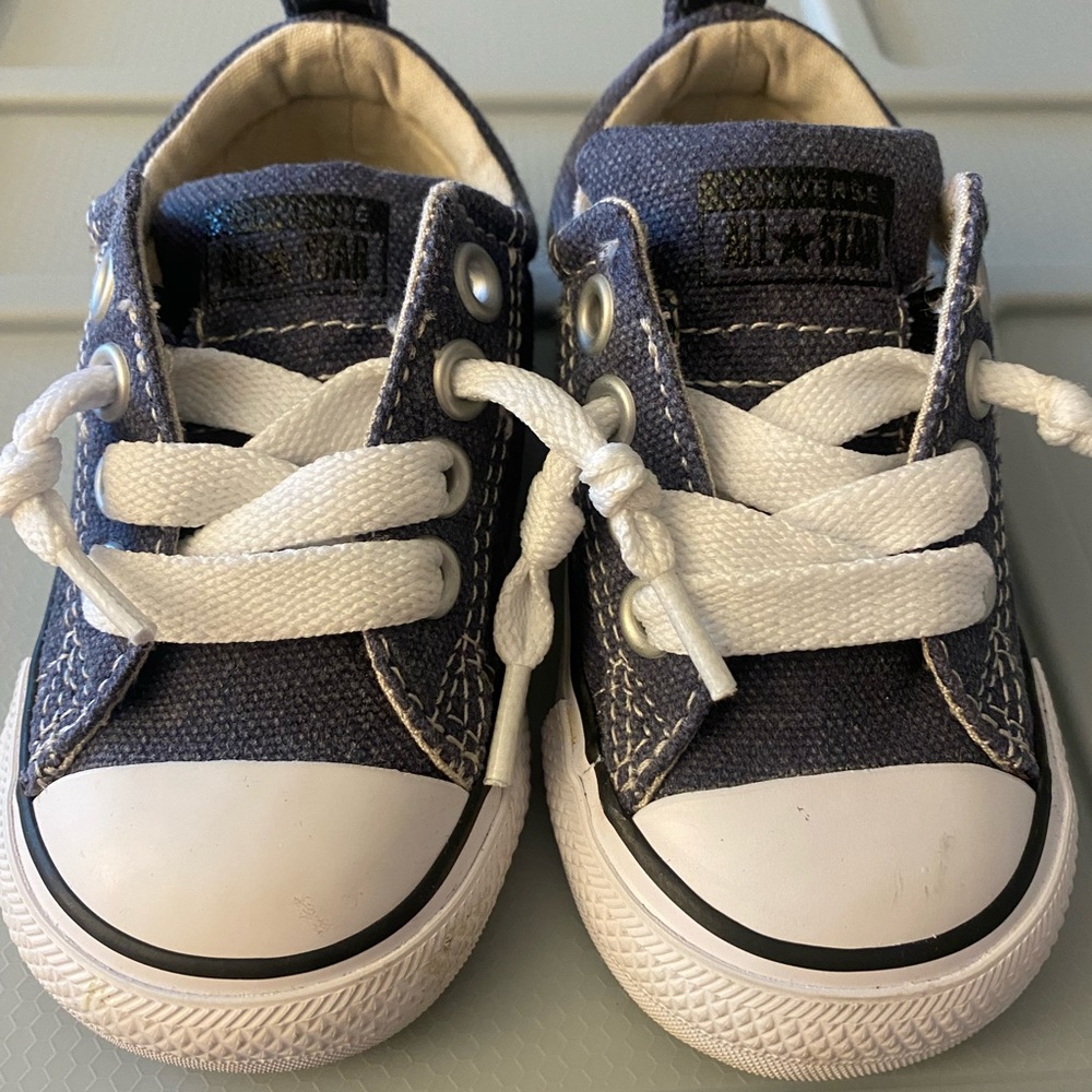 🩵 Toddler Converse Sneakers